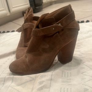 Tan/light brown Rag & Bone suede ankle boots